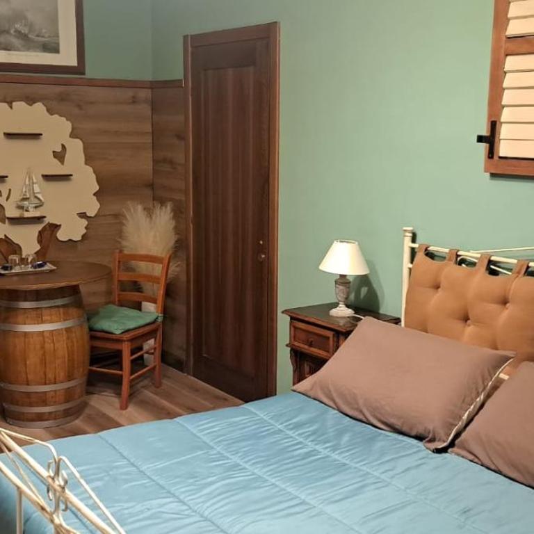 B&B Empire 1970 - Double Room with Shared Bathroom - 3