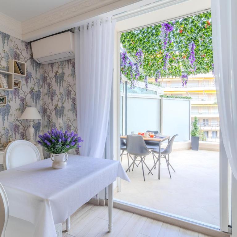 Cannes Imperial Croisette Palais Miramar - Studio avec Terrasse - 12