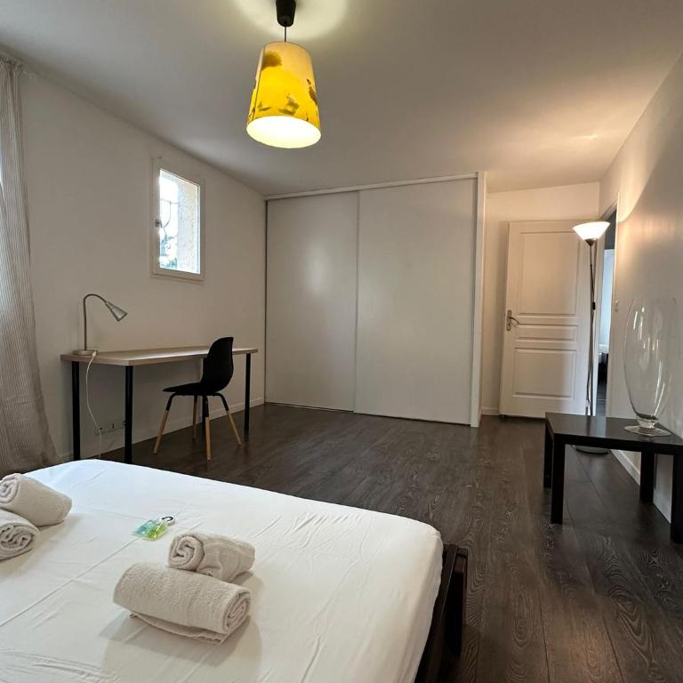 Villa Constance 3 Antibes - Spacieux logement en dernier étage - Appartamento con 4 Camere da Letto - 44