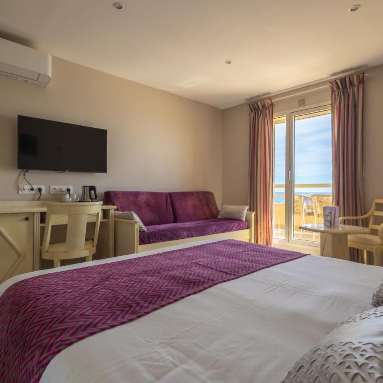Hôtel Méditerranée - Chambre Triple - Vue sur Mer - Deuxième Étage - 9
