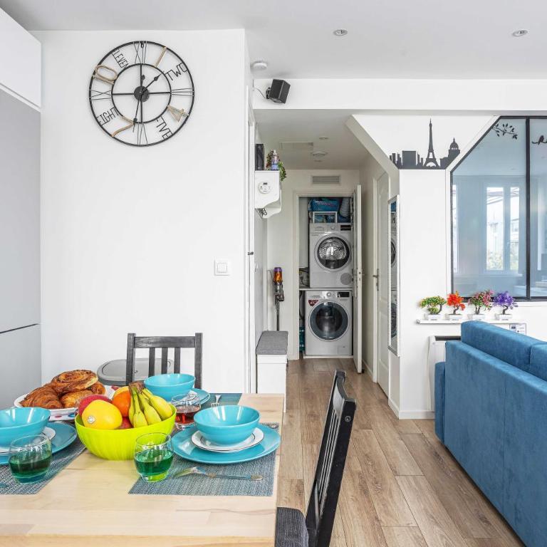 Paris my home, GF, AIR COND, 2 SHOWERS, 2 WC - Apartment - Ground Floor - 24
