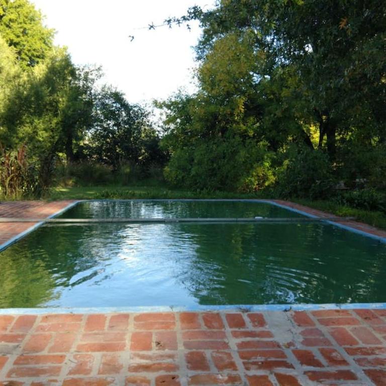Casa de Campo El Ñandú con gran jardín y pileta - Casa de 3 dormitorios - 12