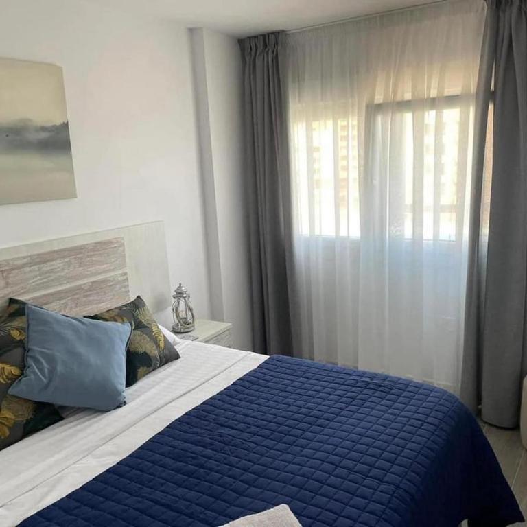 Front Line Apartment Paseo Maritimo 33 Perla 6 Fuengirola Malaga Spain - Apartamento de 1 dormitorio - 4