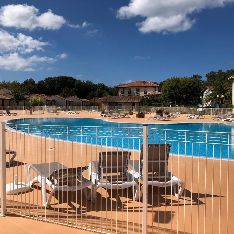 *Jolie maison proche plage et lac marin, avec piscine, tennis à Soustons Plage* - Maison 1 Chambre - 42