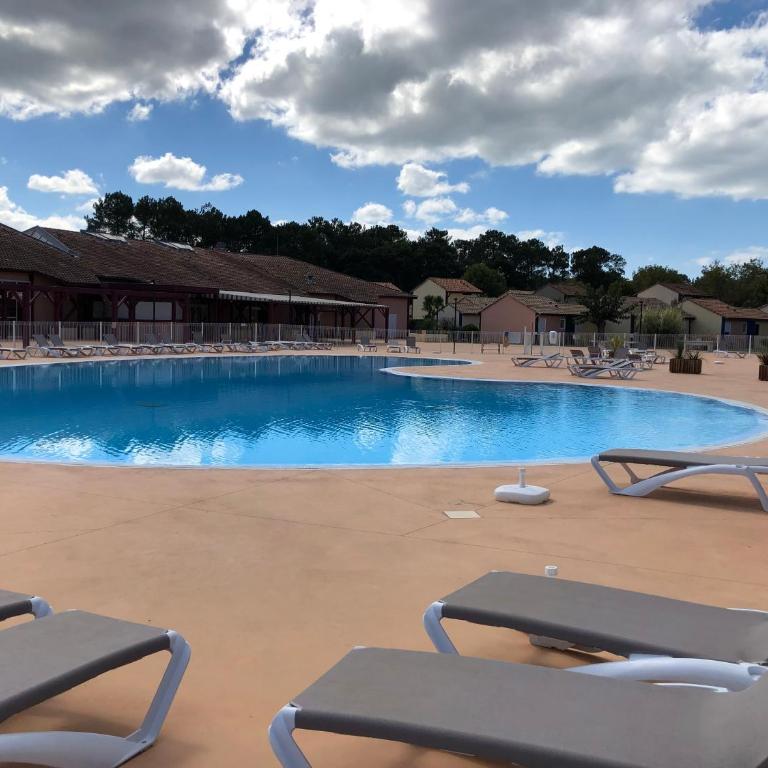 *Jolie maison proche plage et lac marin, avec piscine, tennis à Soustons Plage* - Maison 1 Chambre - 1