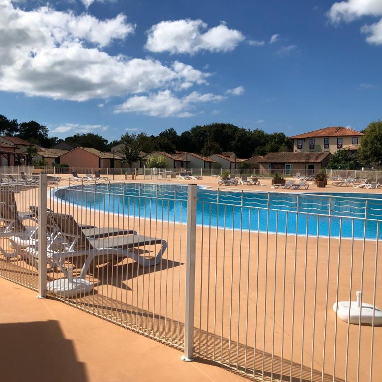 *Jolie maison proche plage et lac marin, avec piscine, tennis à Soustons Plage* - Maison 1 Chambre - 21