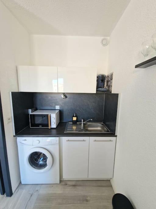 L'Escapade Gruissanaise, appartement 1 chambre, loggia, climatisation, wifi avec piscines de mi-mai à mi-septembre dans résidence - Appartement 1 Chambre - 21