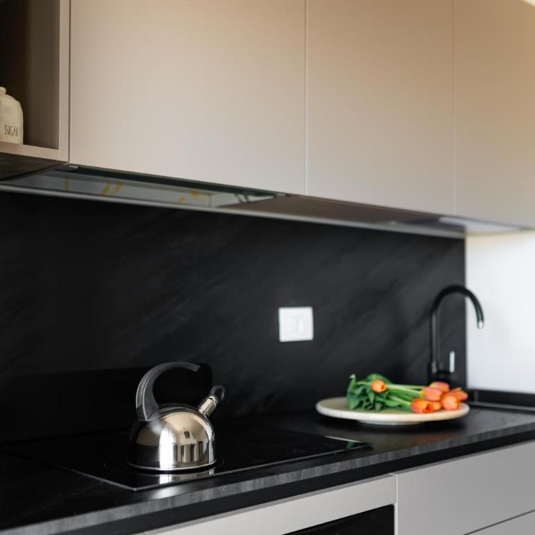 Moments by MONHOLIDAY - Two-Bedroom Apartment - 25