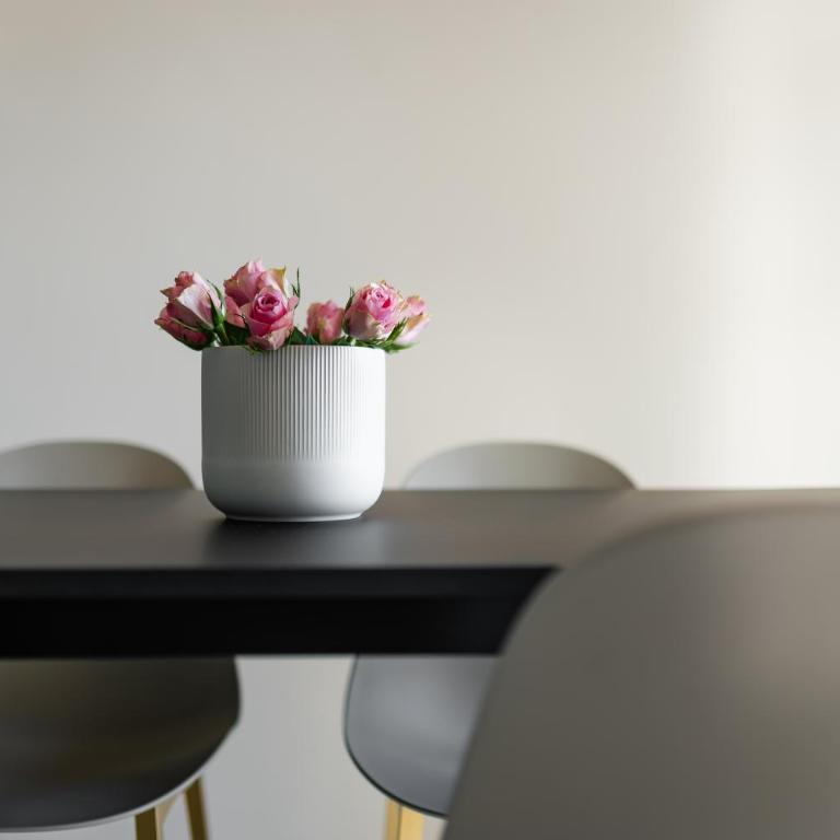 Moments by MONHOLIDAY - Two-Bedroom Apartment - 26