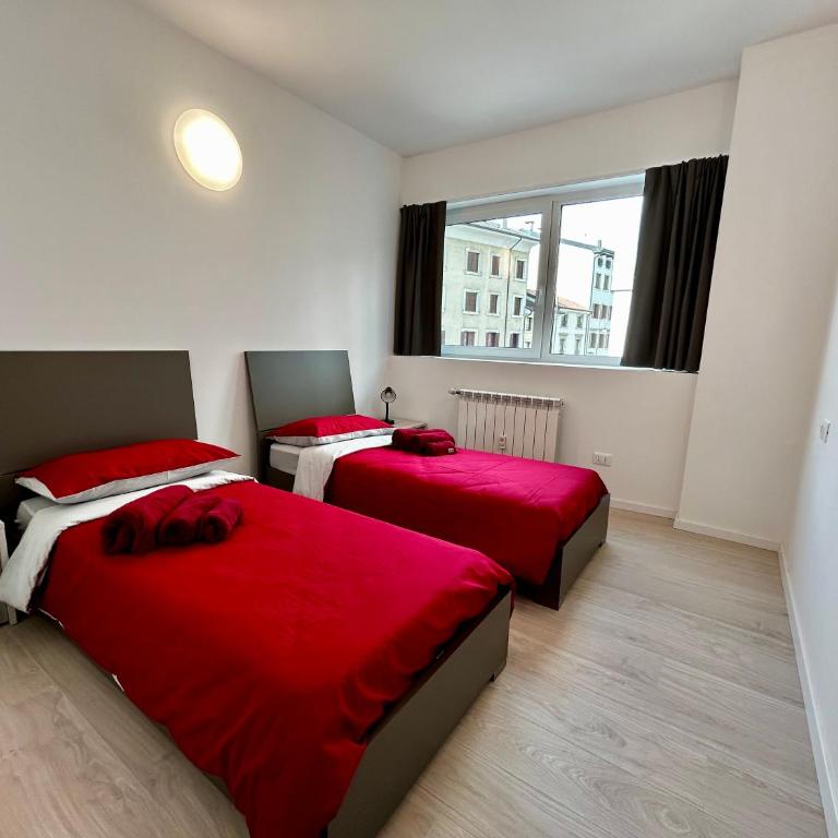 Luxury Urban Oasis Apartment in center Of Udine - Appartamento con 2 Camere da Letto - 21
