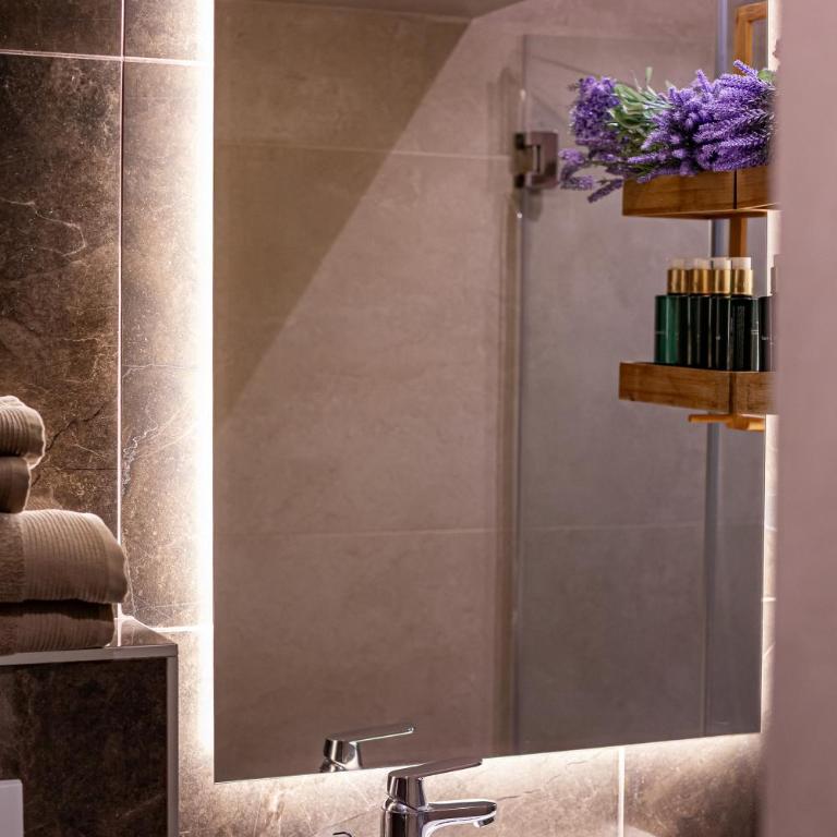 VENUS Apartment with jacuzzi and sauna - City Center - Superior Apartman sa Saunom - 22