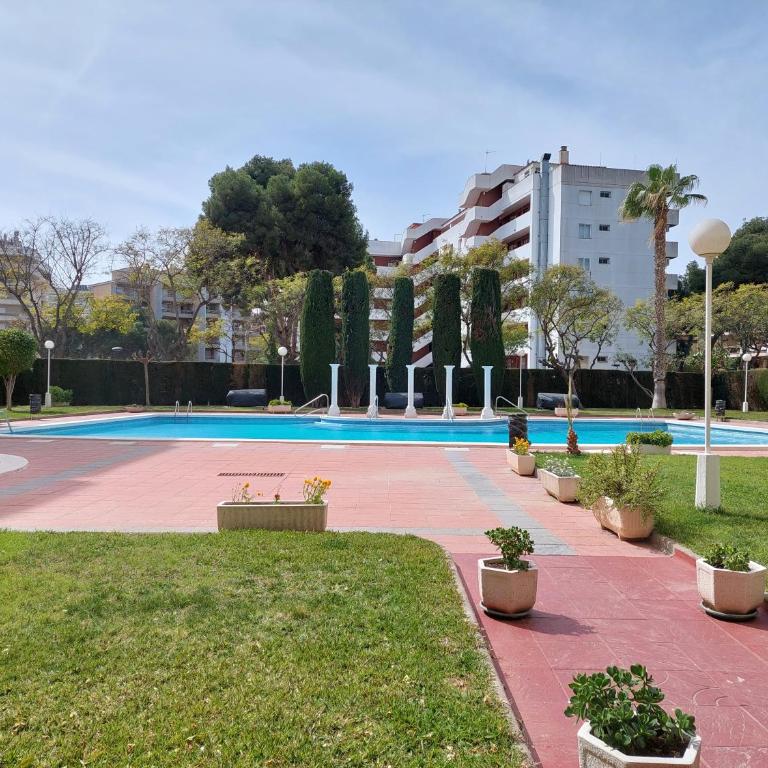 Luxury Suite Salou - Two-Bedroom Apartment - 18