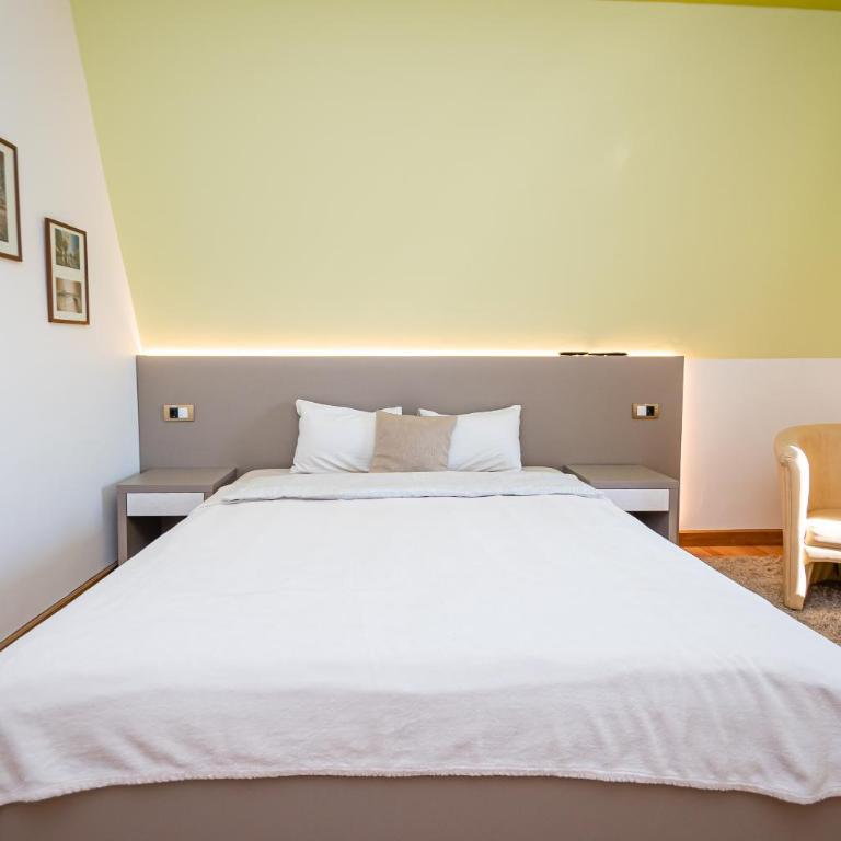 Kalanj Apartmani I Sobe - Apartman sa Tušem - 16