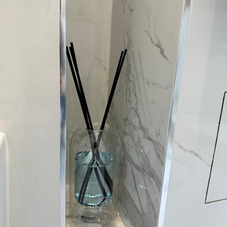 PARIS-ALESIA Super appartement 2 pièces de 39m2 - très cosy pour 1 - 5 personnes totalement refait à NEUF -ENTIRE APARTMENT LUXURIOUS AND WARM -PARIS ALESIA 14ème - Proche Aéroport Paris-Orly - Parc des Expositions Porte de Versailles FREE WIFI GRATUIT - One-Bedroom Apartment - 33