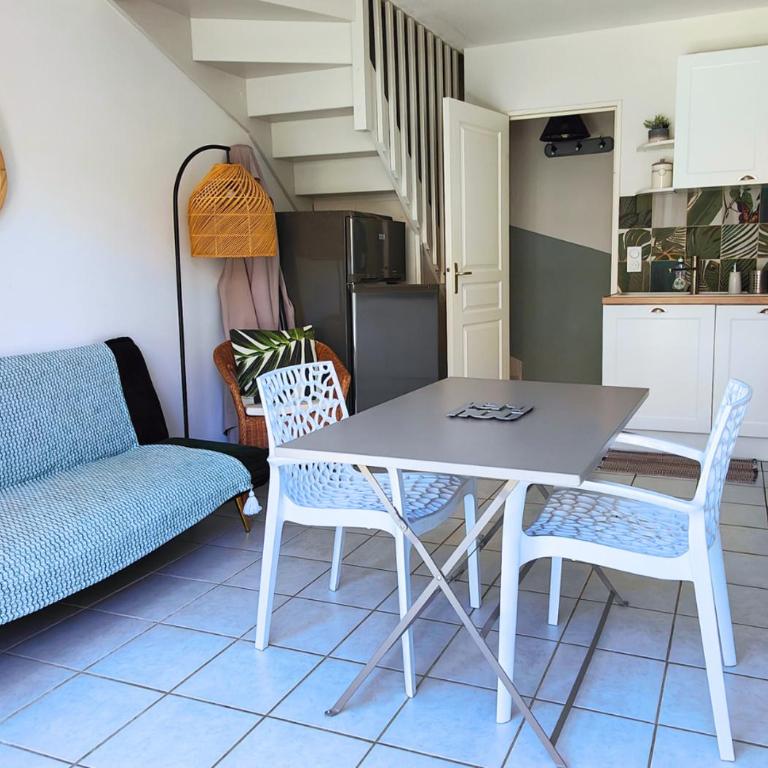 Mazet - à 300m de la plage / Terrasse / Wifi / La Conciergerie Varoise - Appartamento con 2 Camere da Letto - 3