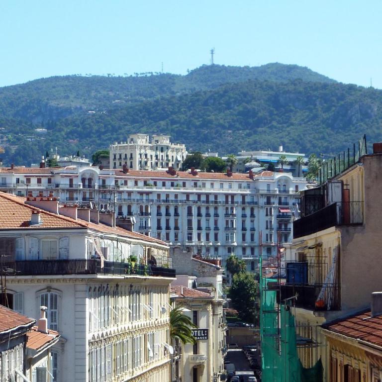 "Le Sky" by EnjoyNice - 3-bedroom apartment with Airco and balcony - Appartement « Le Sky » - 22