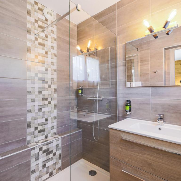 Hôtel et Spa les Clarines - Chambre Double Standard - 2