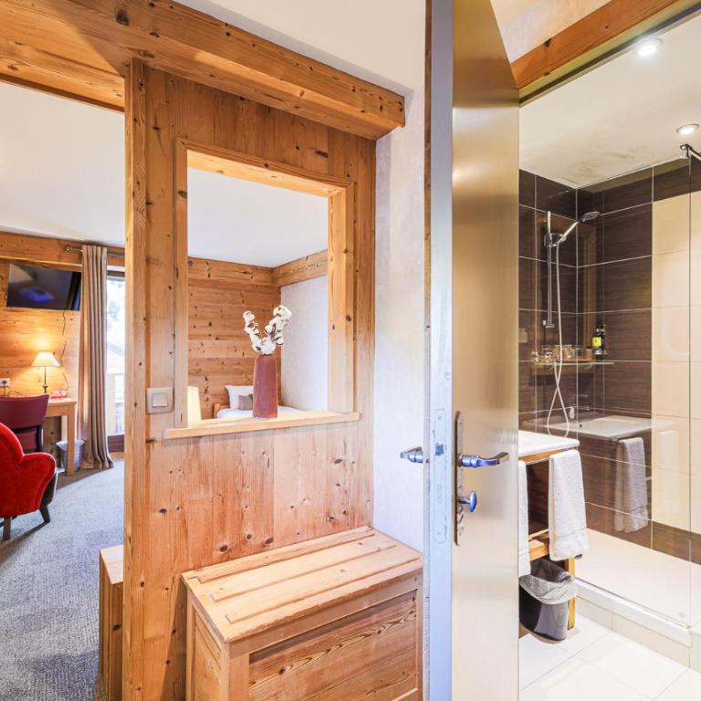Hôtel et Spa les Clarines - Chambre Familiale Supérieure (2 Adultes + 2 Enfants) - 2