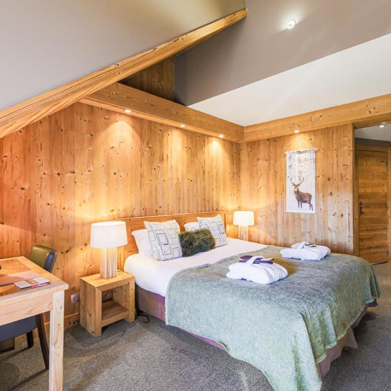 Hôtel et Spa les Clarines - Chambre Lit King-Size avec Baignoire Spa - 2