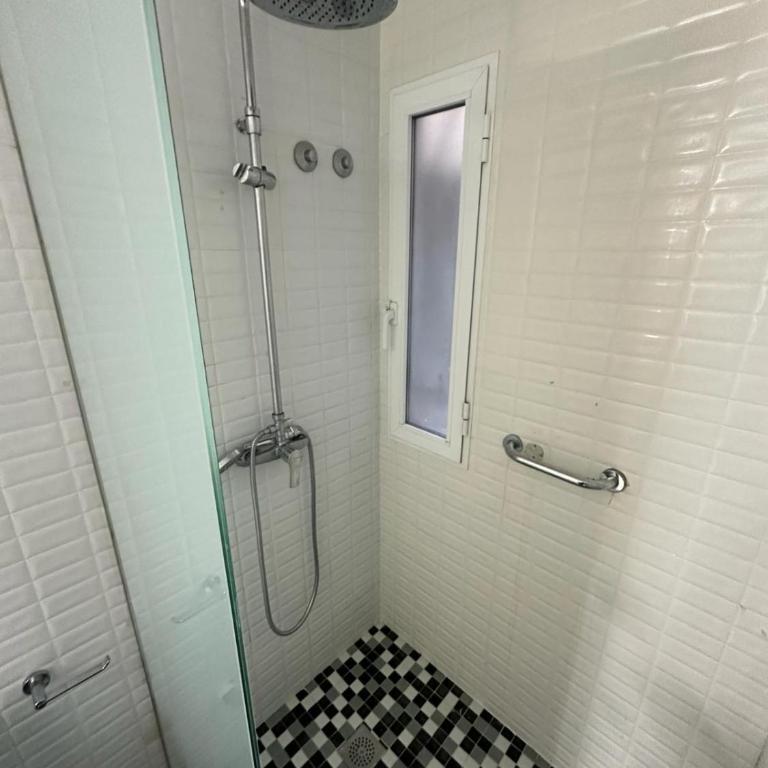 ALOJAMIENTO SARDOY - Two-Bedroom Apartment - 10