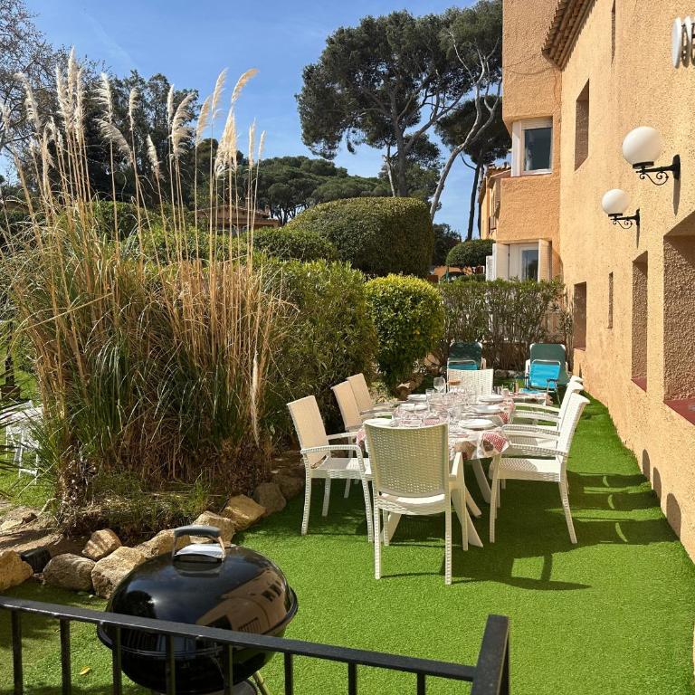 Apartamento con jardín a 11 metros de la playa. B1. - Apartamento de 3 dormitorios - 8