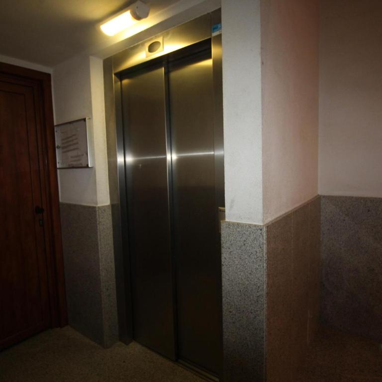 Acogedor apto a 100m de la playa del Port, con garaje y vistas a la montaña - ES-228-2 - Apartamento - 17