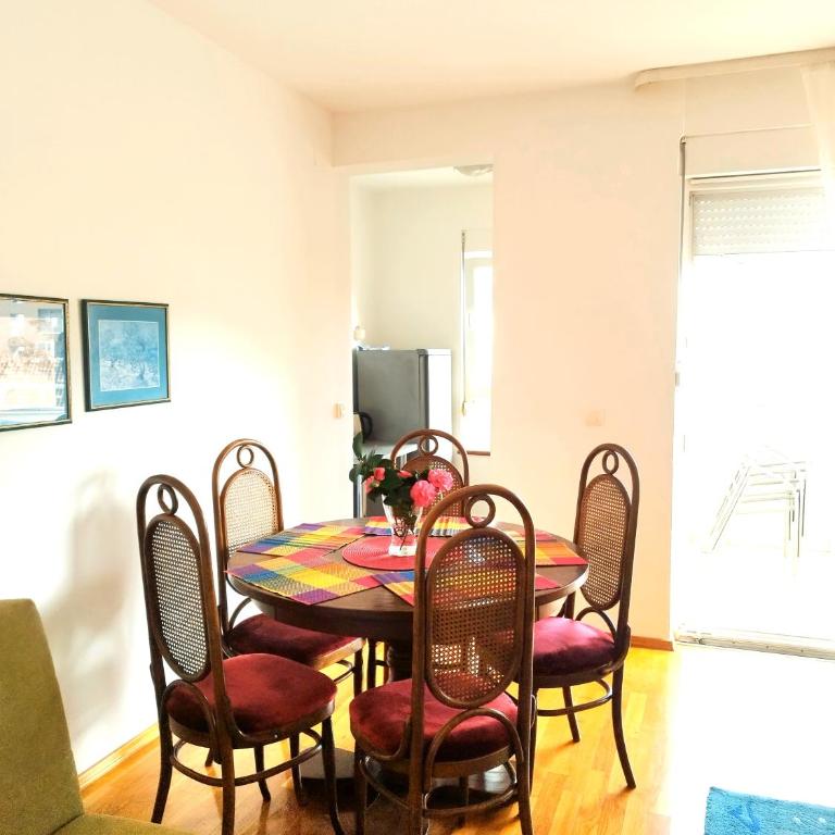 Apartments Dubravka Budva - Apartman s 1 Spavaćom Sobom i Balkonom - 20