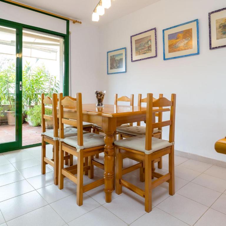 Apartamento luminoso con jardín, piscina comunitaria y cerca de la playa en Llançà. - ES-228-41 - Apartamento - 12