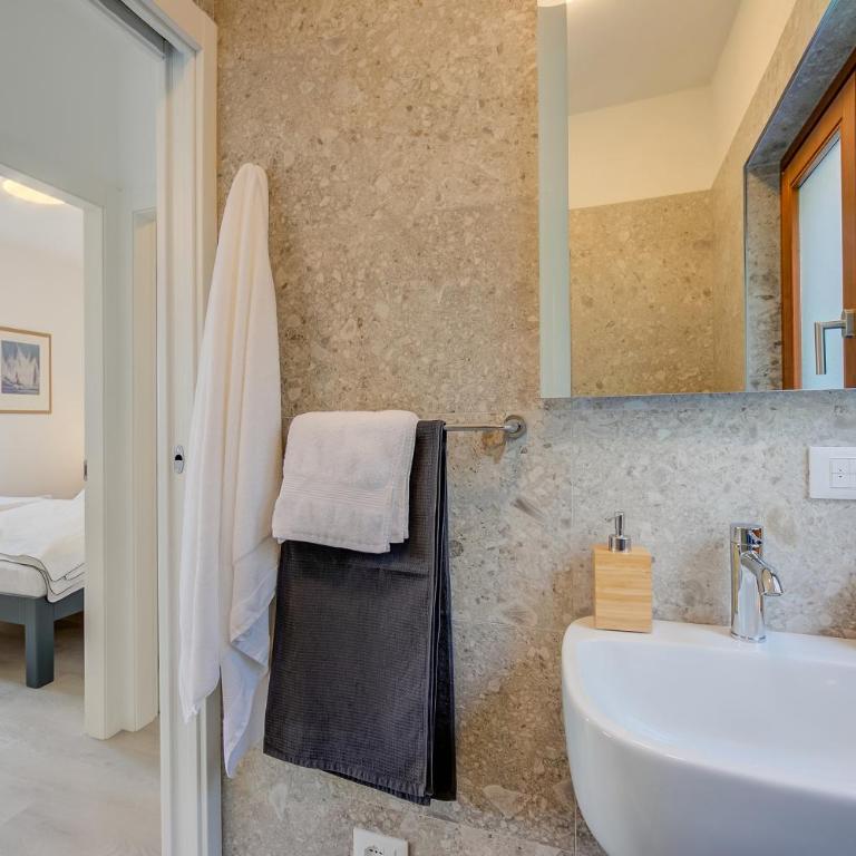 Relais Nanzello Garda - Casa Vacanze - 16