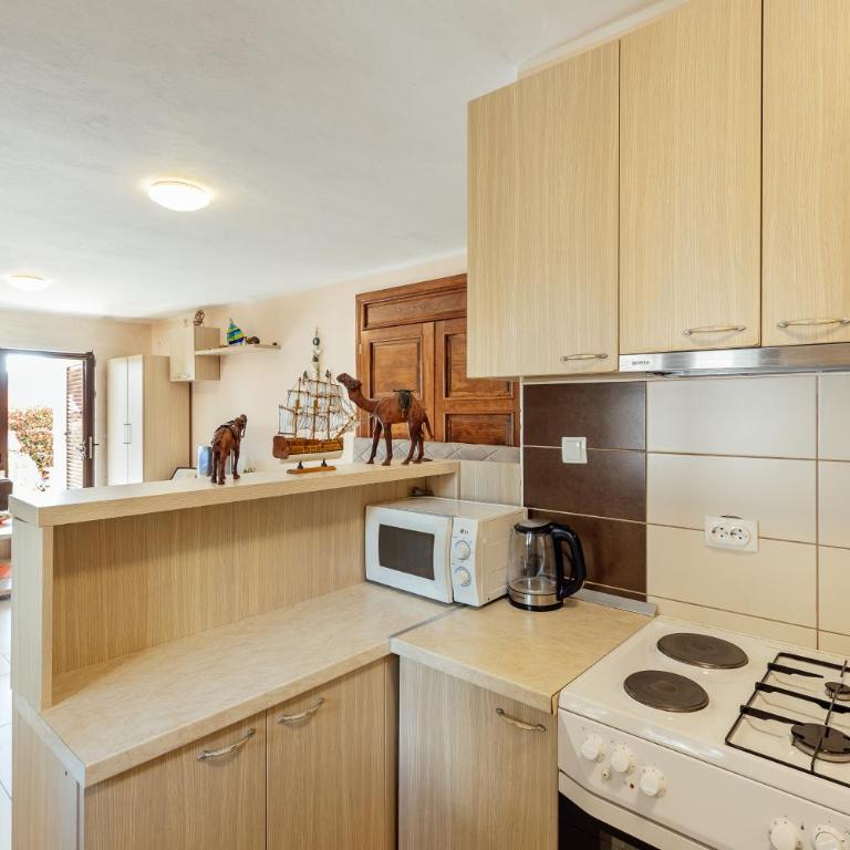Apartments Kosta - Studio Apartman - 7