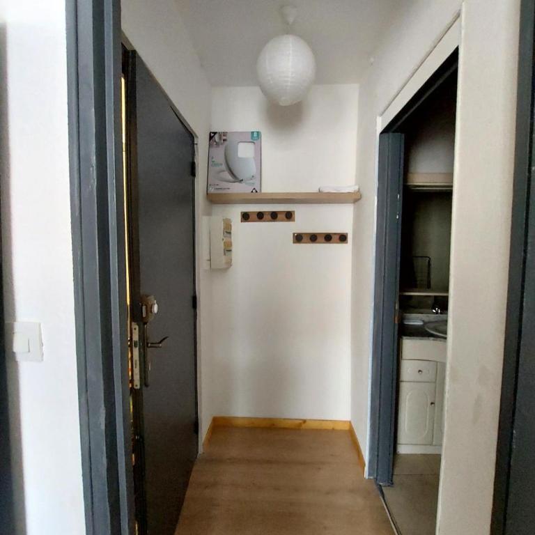 Appartement T2 avec balcon proche centre-ville NARBONNE - Apartment mit 1 Schlafzimmer - 9