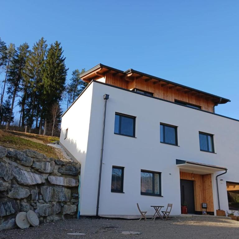 Ferienwohnung Gerlitzenblick - Apartment mit 1 Schlafzimmer - 1