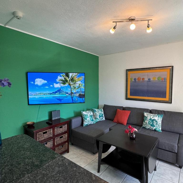 Las Olas Sun - Two-Bedroom Apartment - 13