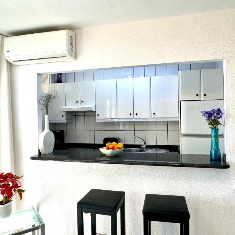Las Olas Sun - Two-Bedroom Apartment - 14