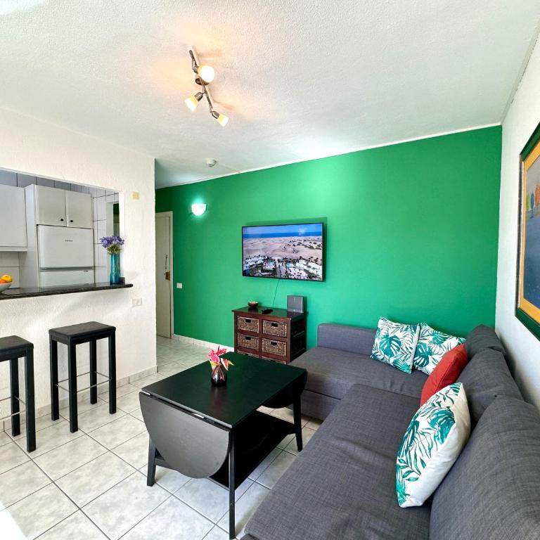 Las Olas Sun - Two-Bedroom Apartment - 2