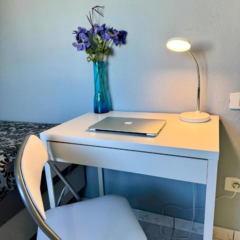 Las Olas Sun - Two-Bedroom Apartment - 25