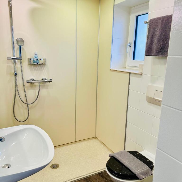 Hotel Sonnenhof - bed & breakfast & appartements - Einzelzimmer mit Balkon - 6