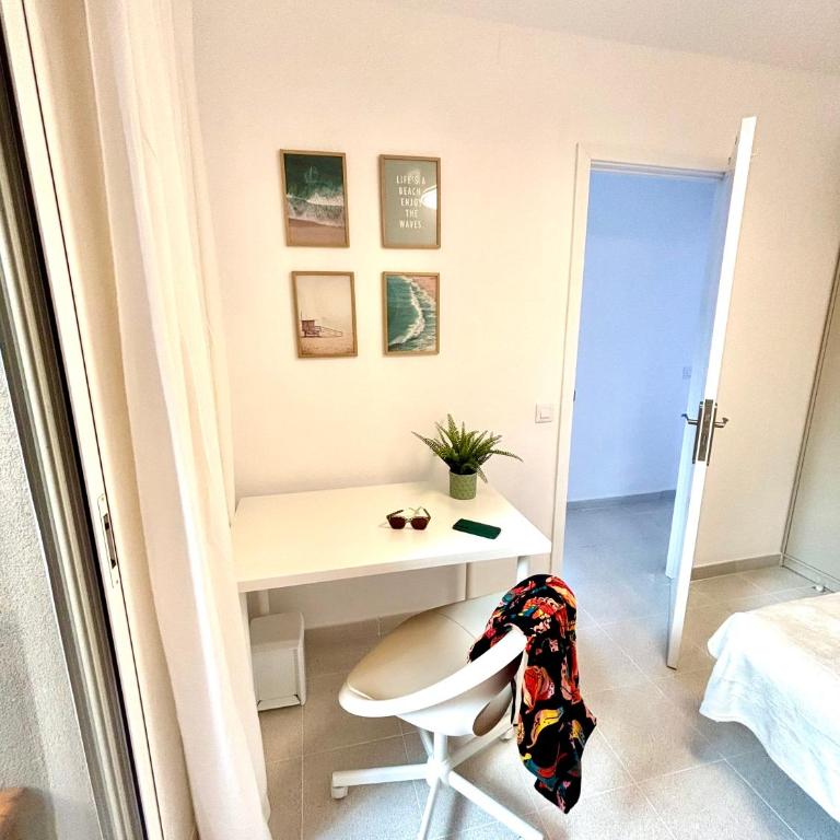 Sunny terraced flat in Corralejo center - Three-Bedroom Apartment - 10