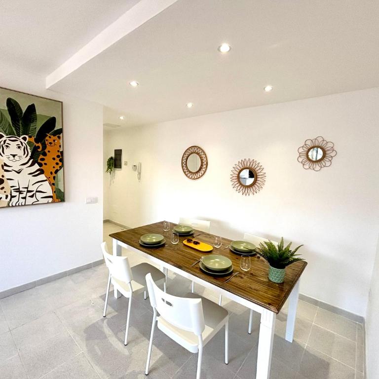 Sunny terraced flat in Corralejo center - Three-Bedroom Apartment - 15