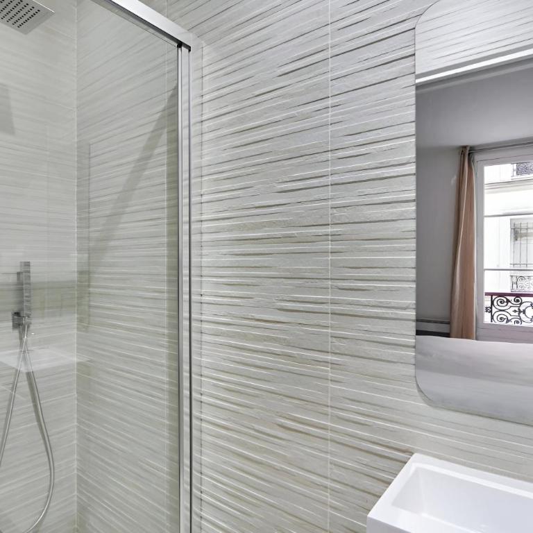 Appartement spacieux et lumineux à Montorgueil - Appartement 3 Chambres - 12