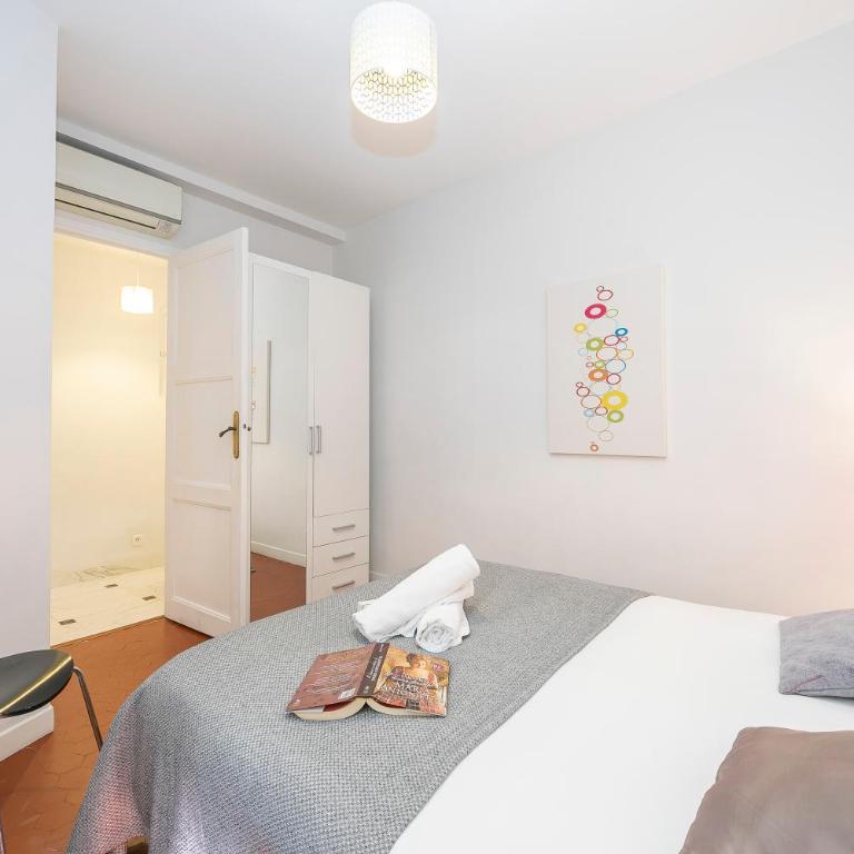 Appartement Picasso - Old Town Antibes - Happy Rentals - Apartamento con ducha - 13