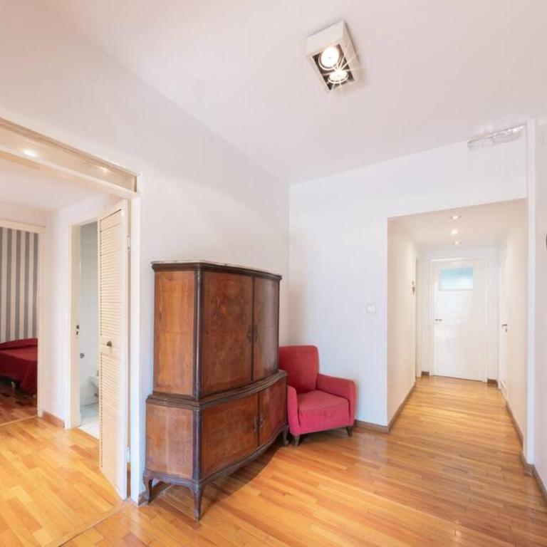 Palermo Casa 2Terrazas 2Pisos Parrilla Jacuzzi exterior 5Dorm 3Baños - Casa de 4 dormitorios - 28