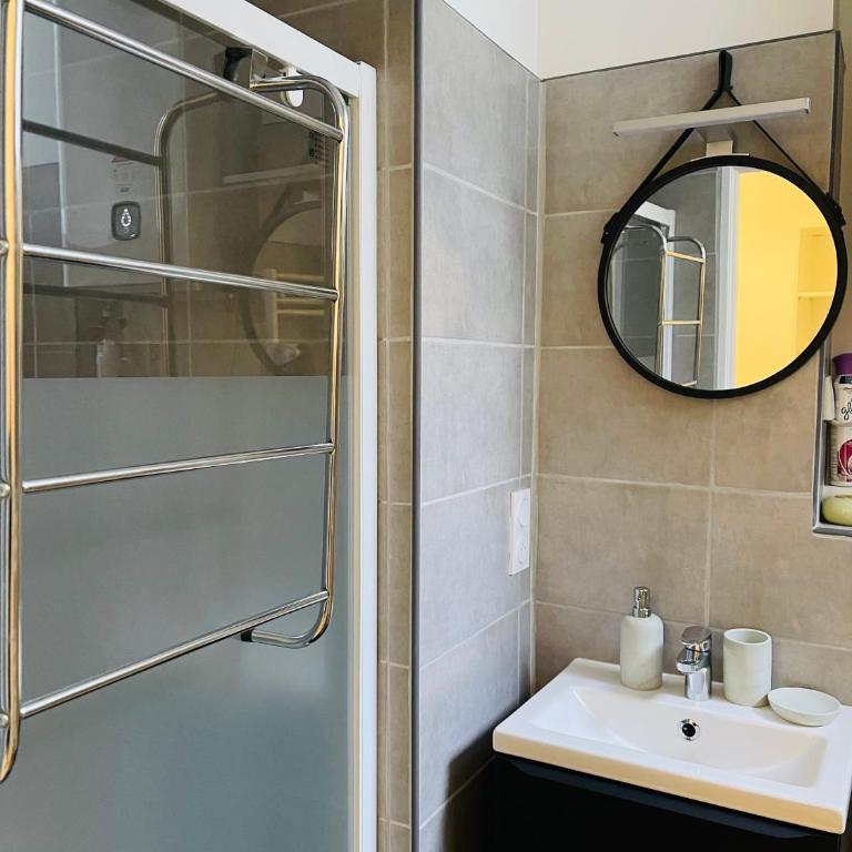 LE CAUBOUS Plein centre Appartement calme avec chambre et cuisine équipée - Studio Double Deluxe - 6