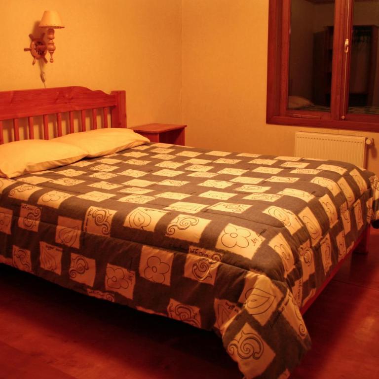 Hostal Mundo Nuevo - Habitación Triple con vistas al mar - 8