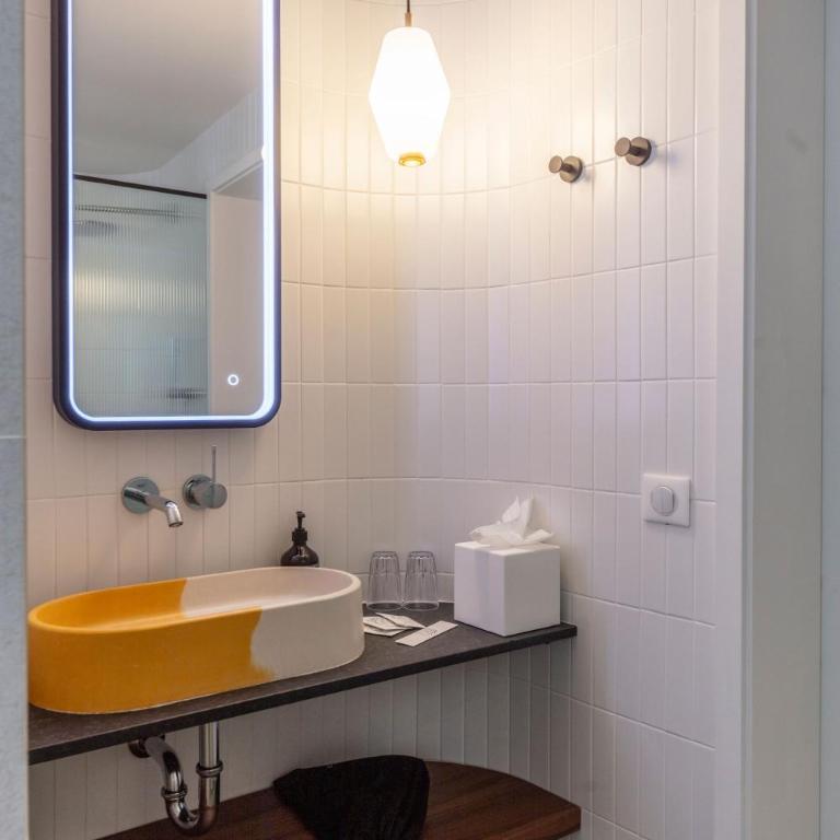 Hôtel du Parc Cavalaire sur Mer - Chambre Confort avec Balcon - Vue sur Mer - 17