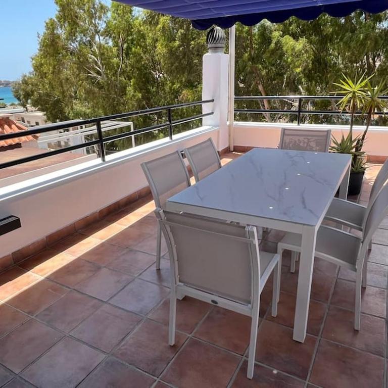 Apartamento con vistas a la playa - Casa de 3 dormitorios - 1