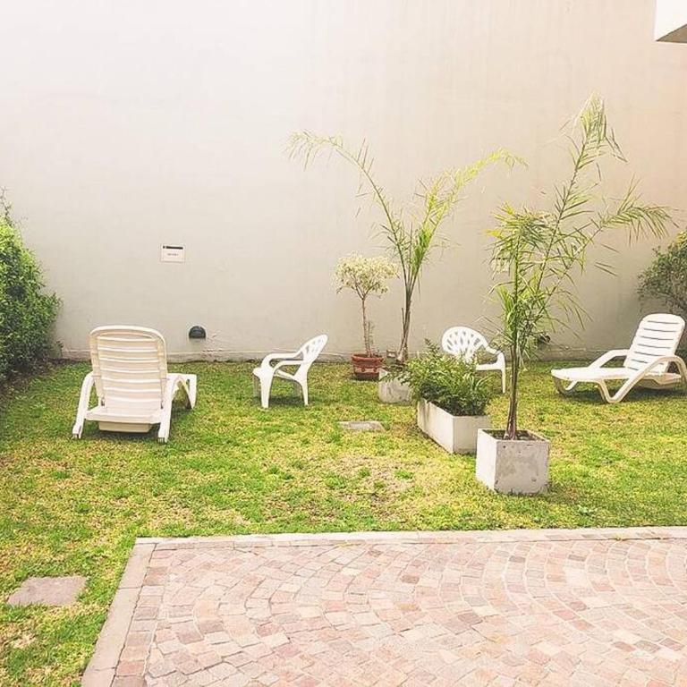 3 ambientes, 2 baños completos, Seguridad 24hs - Apartamento de 2 dormitorios - 36