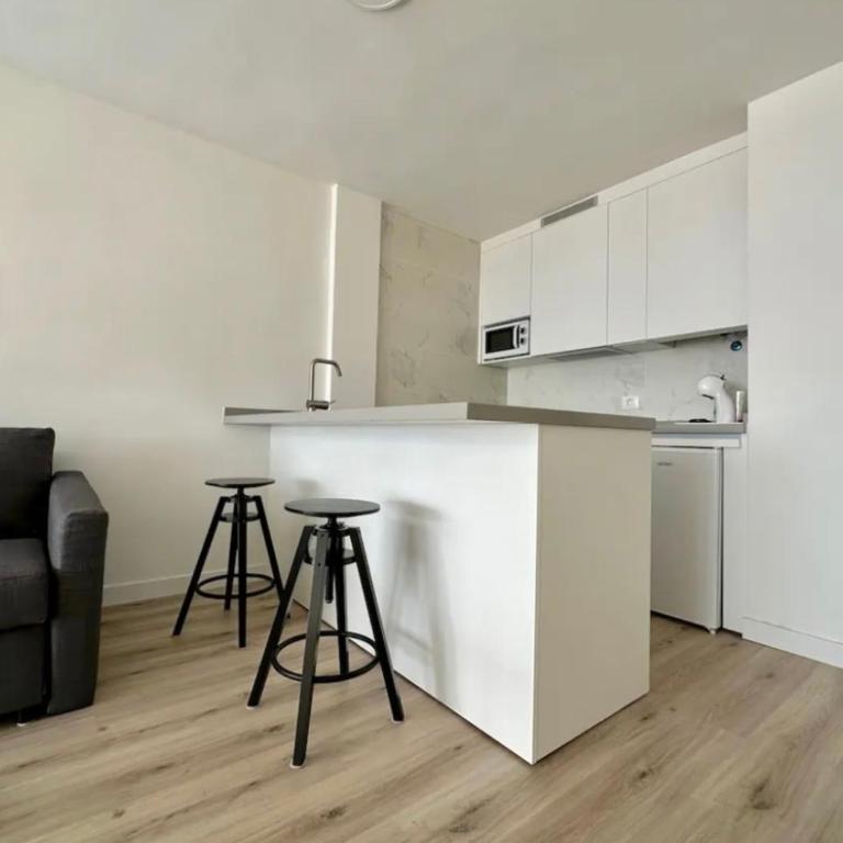 Nuevo apartamento privado con vistas al mar - Apartamento de 1 dormitorio - 10