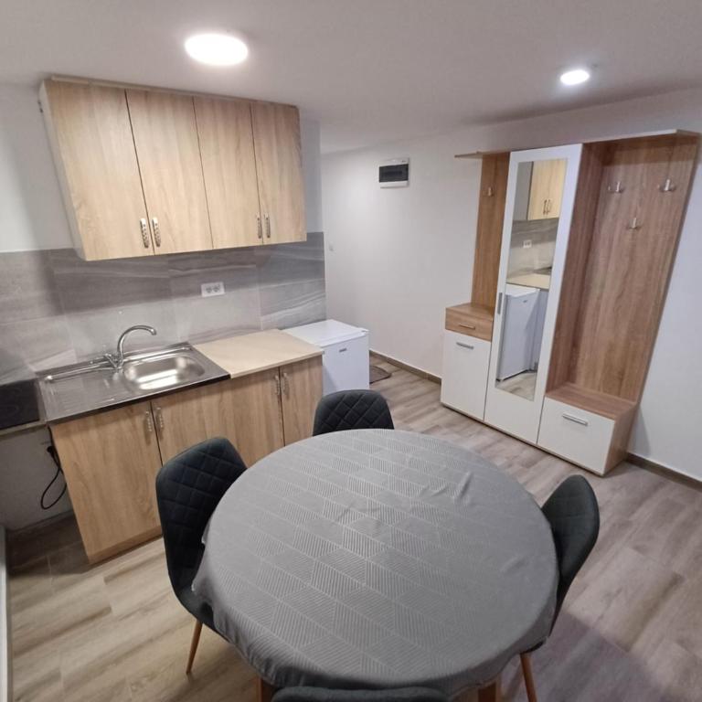 MD 2 - One-Bedroom Apartment - 3