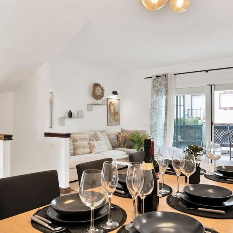 Adosado con solarium y piscina en Marbella Este - VISTAMAR 16 - Apartamento de 3 dormitorios - 8